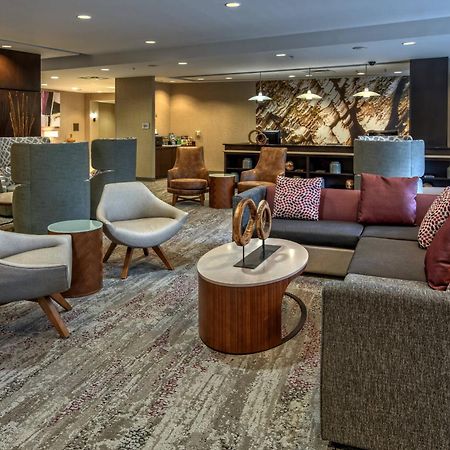 Courtyard Newport News Airport Hotell Exteriör bild